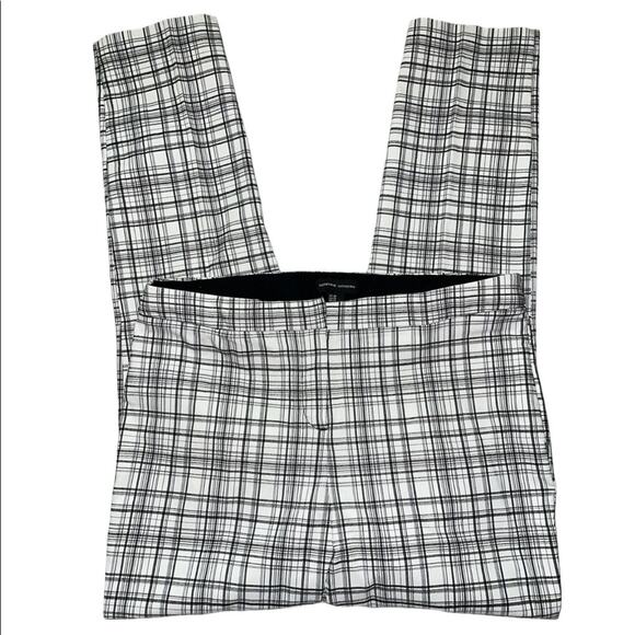 Adrienne Vittadini B&W Plaid Flat Front Straight Leg Pants Trousers size 10 NWOT - Picture 2 of 9